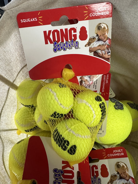 Kong Squeaker Tennis Balls, Small 3pk